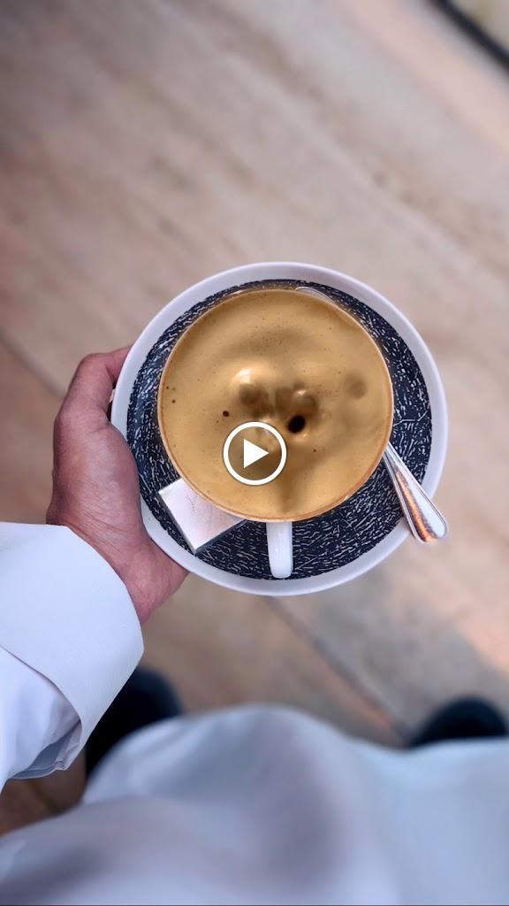 Queens Restaurant Avenues