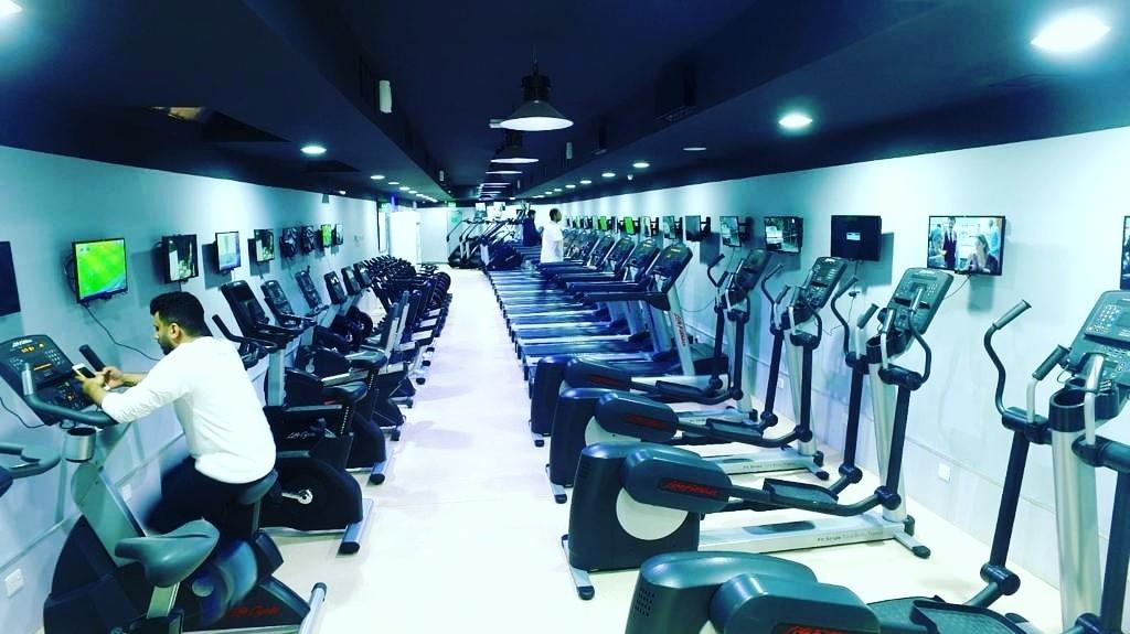 صالة أطلس تشين الرياضية