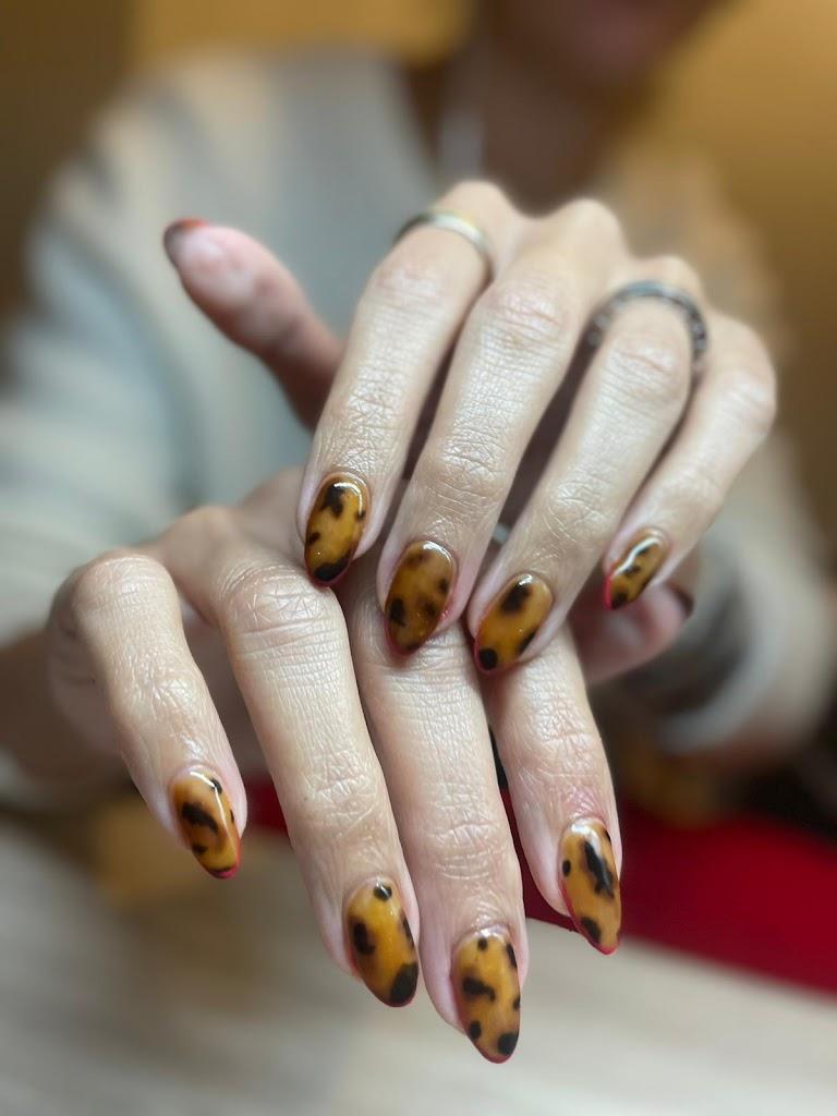 صالون ثيرابي