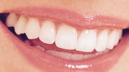 مكتب الدكتور عارف العمر لطب الأسنان